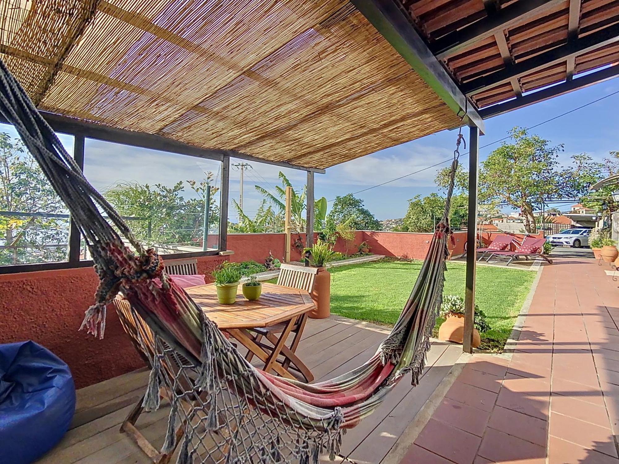 Alojamento Funchal - Silvestre House Buitenkant foto